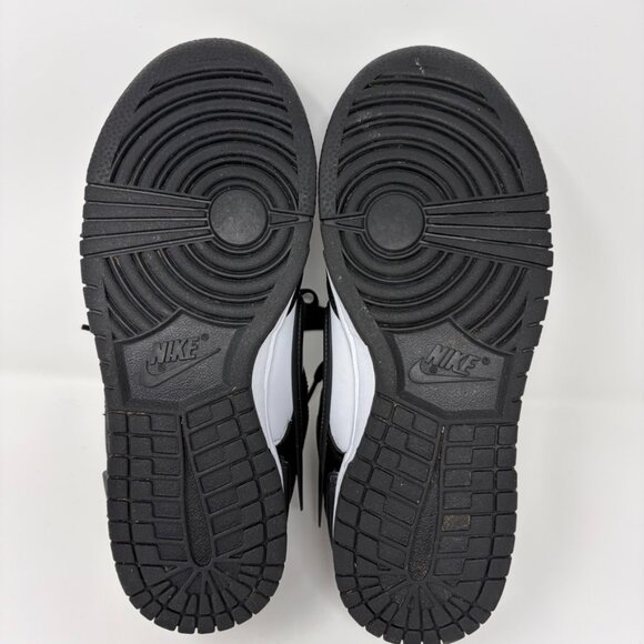 Nike Women’s Dunk Low Twist ‘Panda’ Black and White Size 7 Leather - Picture 8 of 9